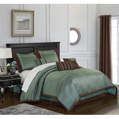 Evan 4 Piece Comforter Set Nanshing Evan 4 Piece Comforter Set Nanshing